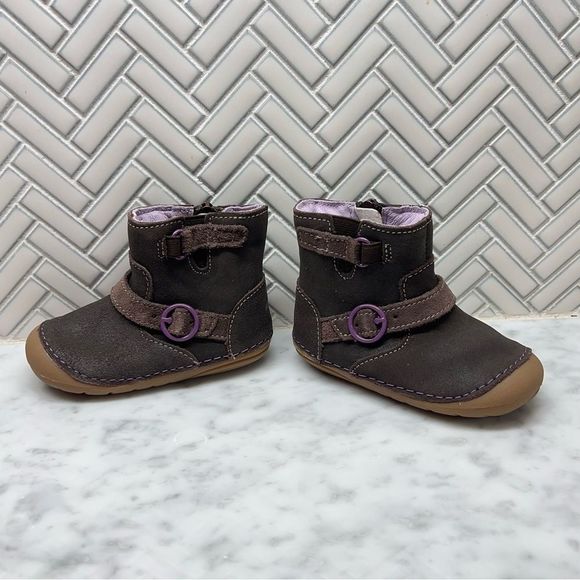 Stride Rite Thalia Brown Leather, Purple size 5W - Picture 3 of 9